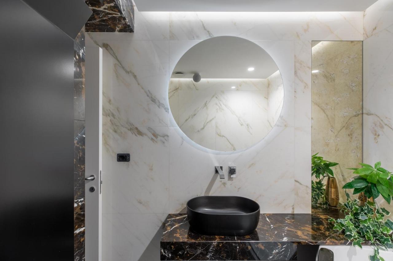 Апартаменты Iflat The Trevi View Рим Экстерьер фото